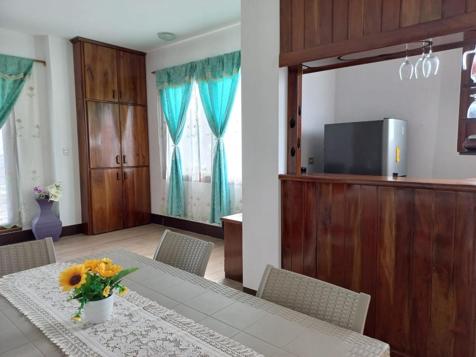 V&V House Apartment Puerto Villamil Exterior photo