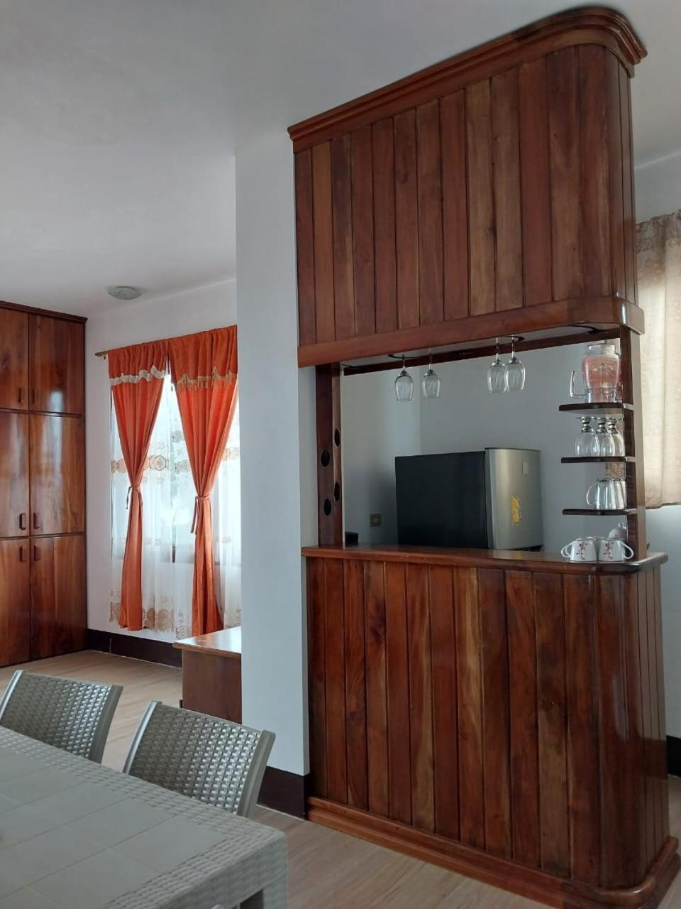 V&V House Apartment Puerto Villamil Exterior photo